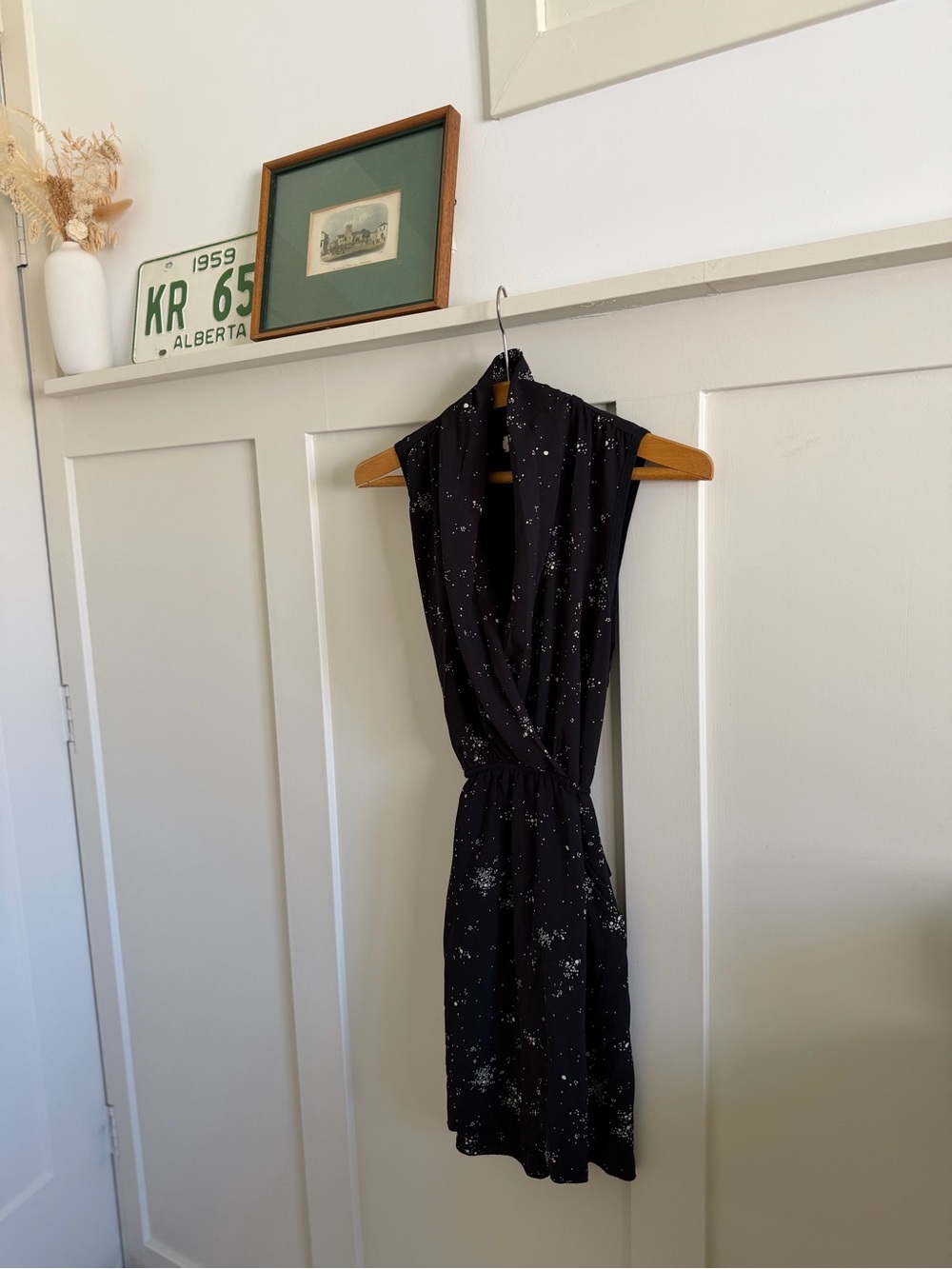 Wilfred Black Sleeveless Wrap Mini Dress with White Speckle - Medium - Picture 7 of 7